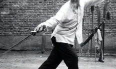 西班牙拳击手在半决赛中遭遇挑战