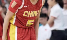 运动员心态稳定，冷静应战取得胜利的简单介绍