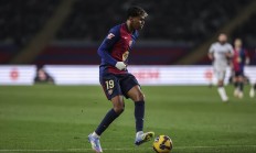 奥萨苏纳主场大胜，气势如虹