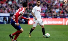 包含塞维利亚客场击败毕尔巴鄂，提升排名的词条