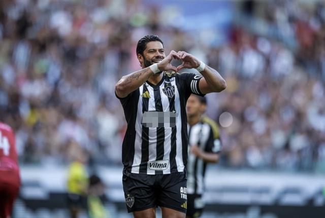 包含胡尔克神勇发挥，助力球队晋级的词条