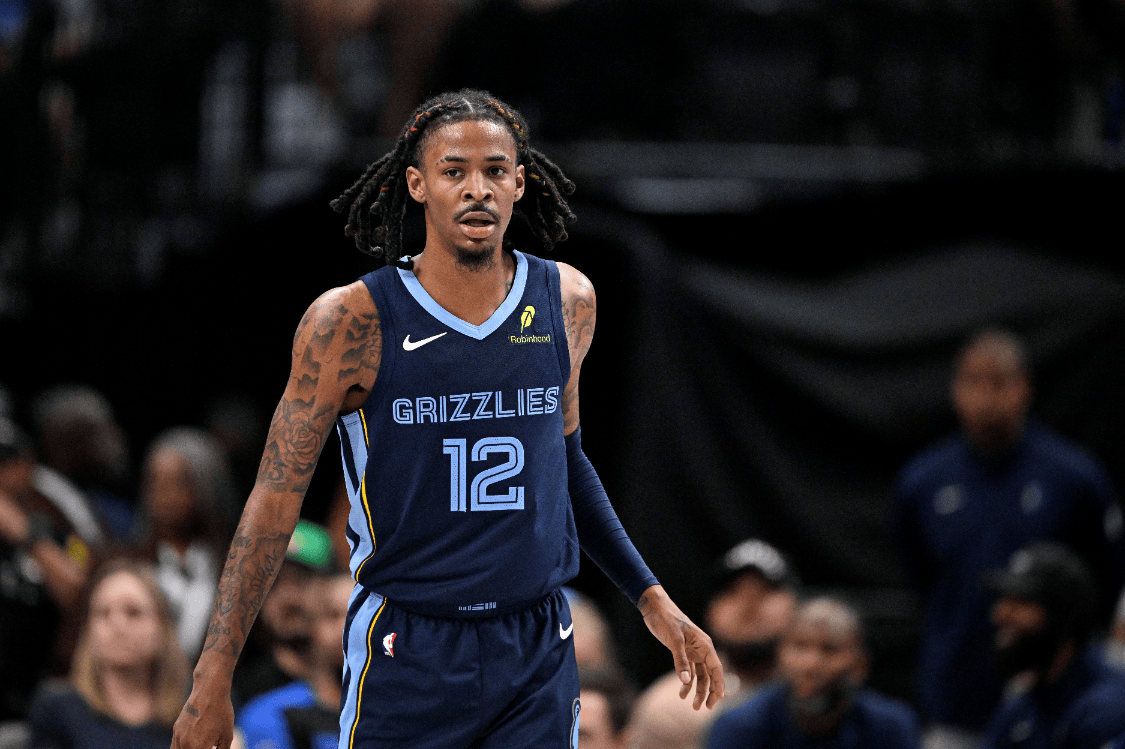 爵士客场胜开拓者，稳居西部前四