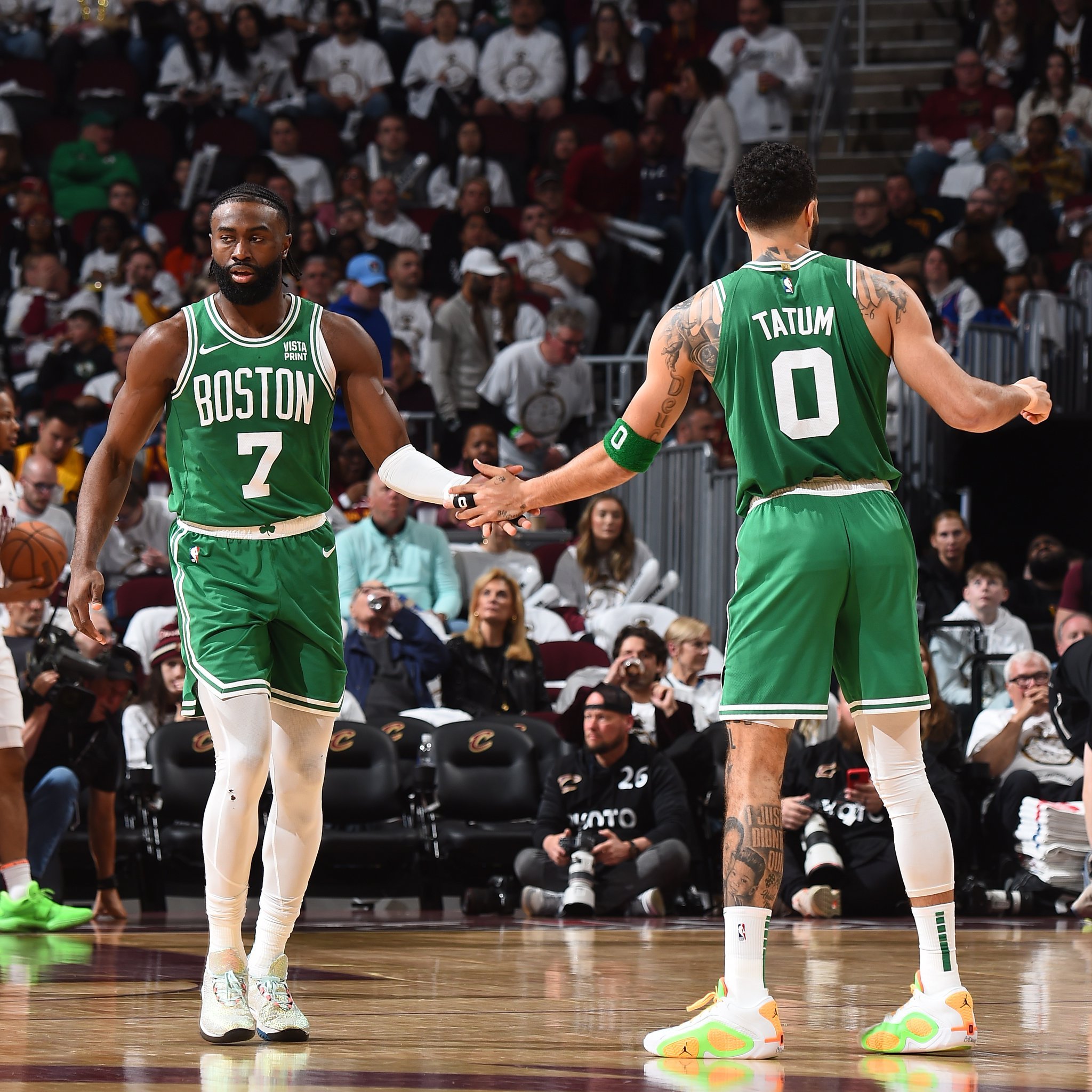 篮网客场战胜凯尔特人，维持不败势头