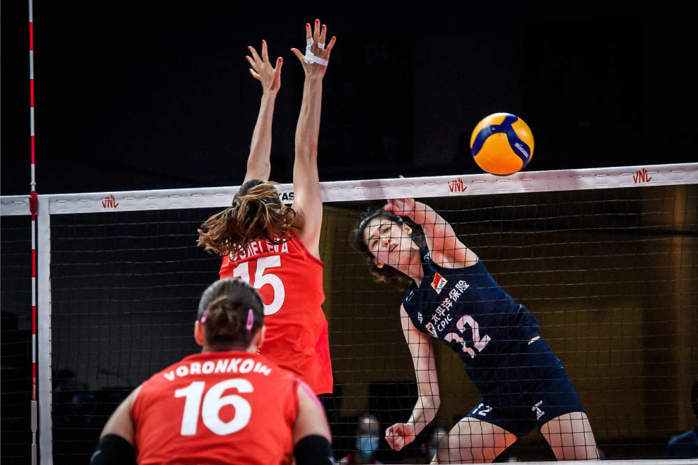 包含比利时女子足球队取得连胜势头的词条