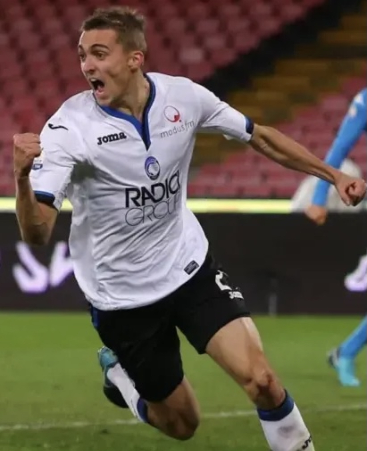 包含比利时女子足球队取得连胜势头的词条