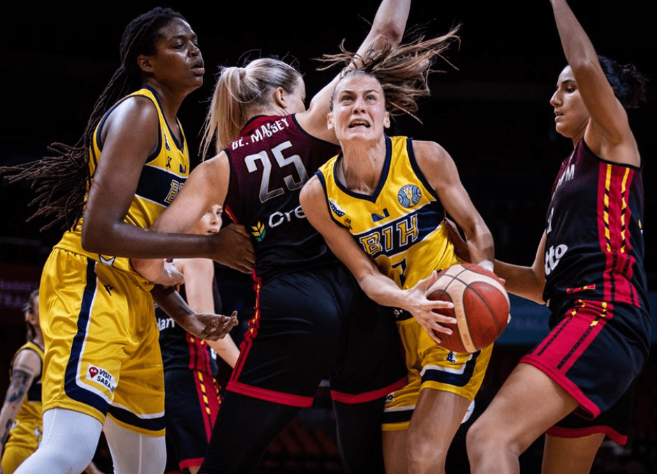 包含墨西哥女篮逼平比利时队,携手晋级八强的词条 包含墨西哥女篮逼平比利时队,携手晋级八强的词条