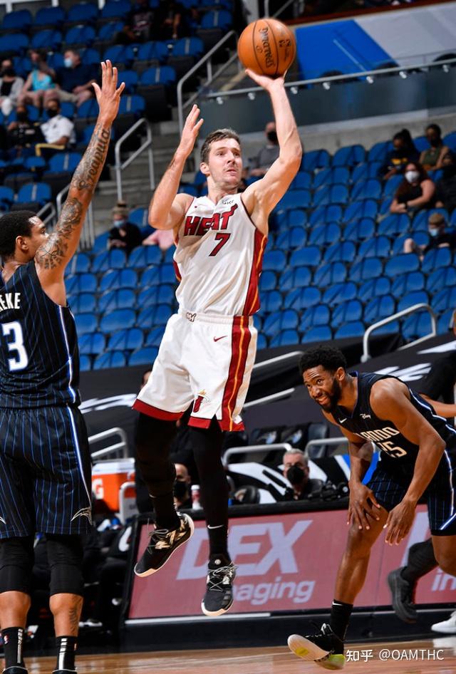 公牛球员状态神勇，连续多场取得双位数得分的简单介绍